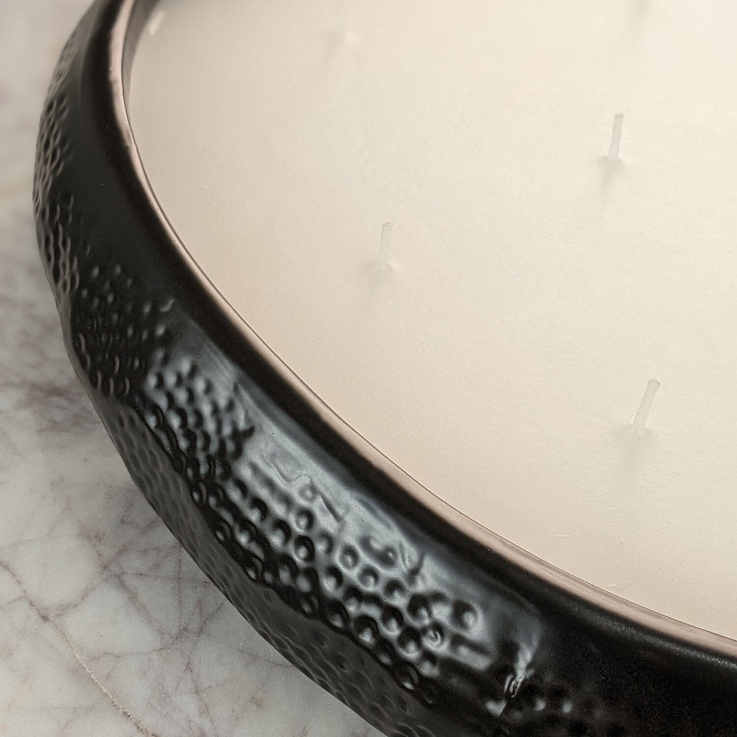 Aeolian XL Black 17 Wick Scented Candle Fragrance