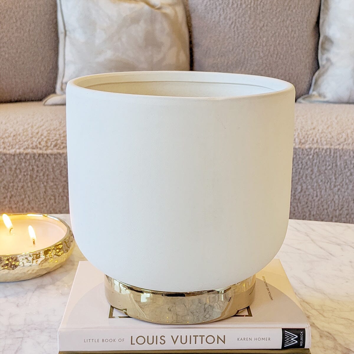 Cinzia Large Ceramic White & Gold Planter Accessories