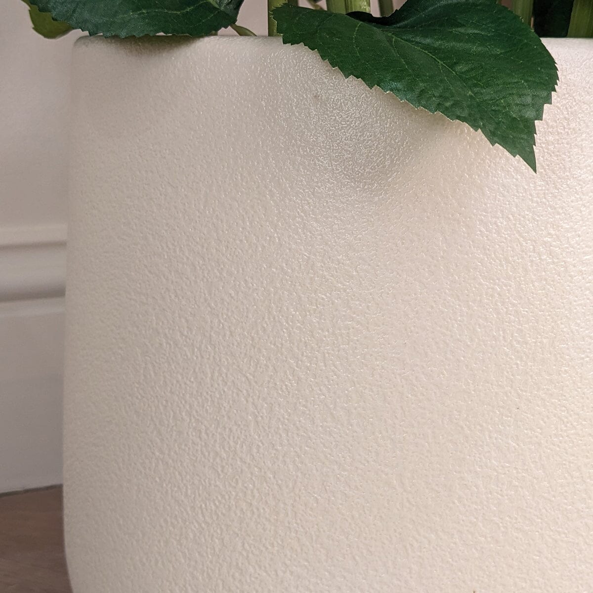 Large White Faux Hydrangea Potted Plant Accessories