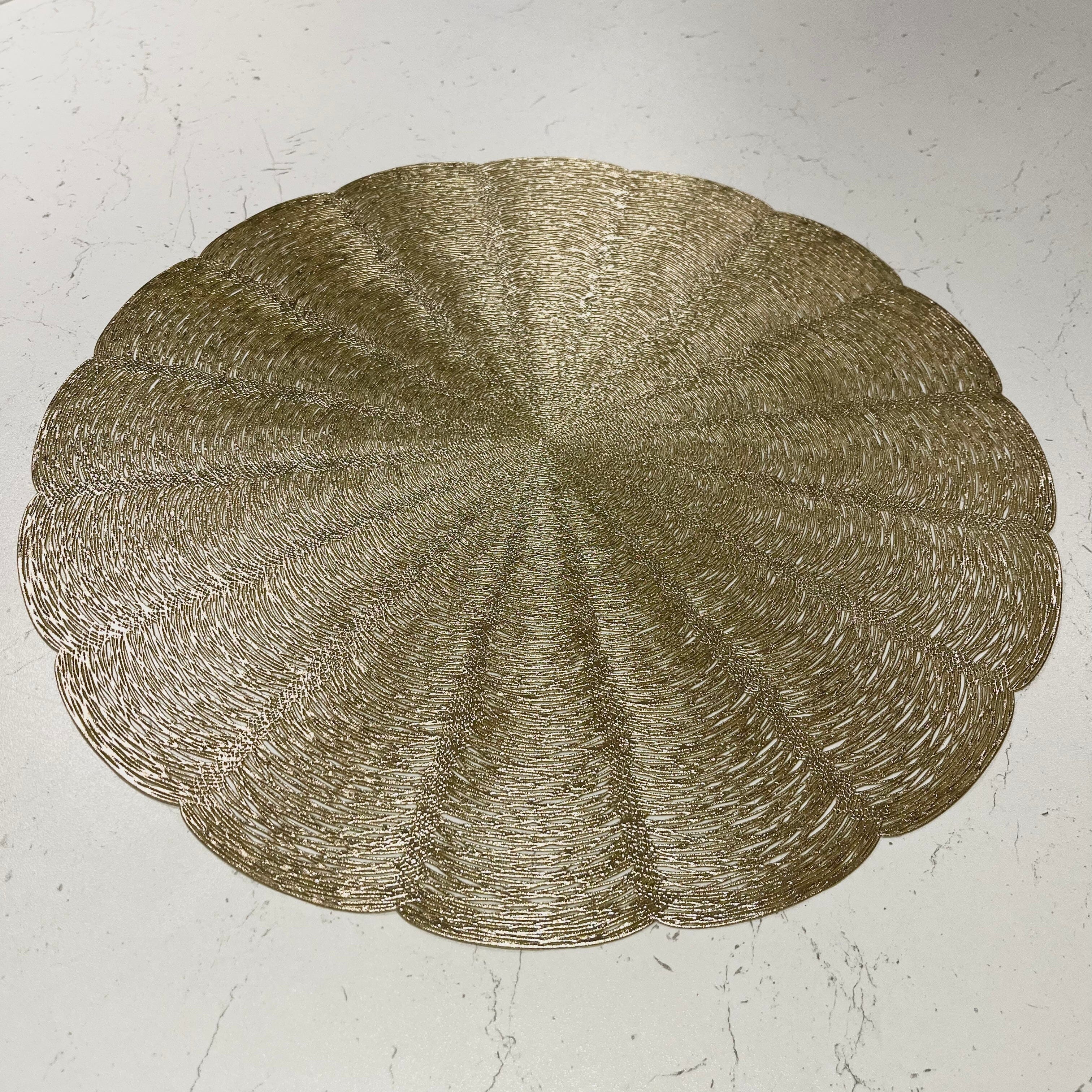 Lyra Gold Round Placemat Accessories