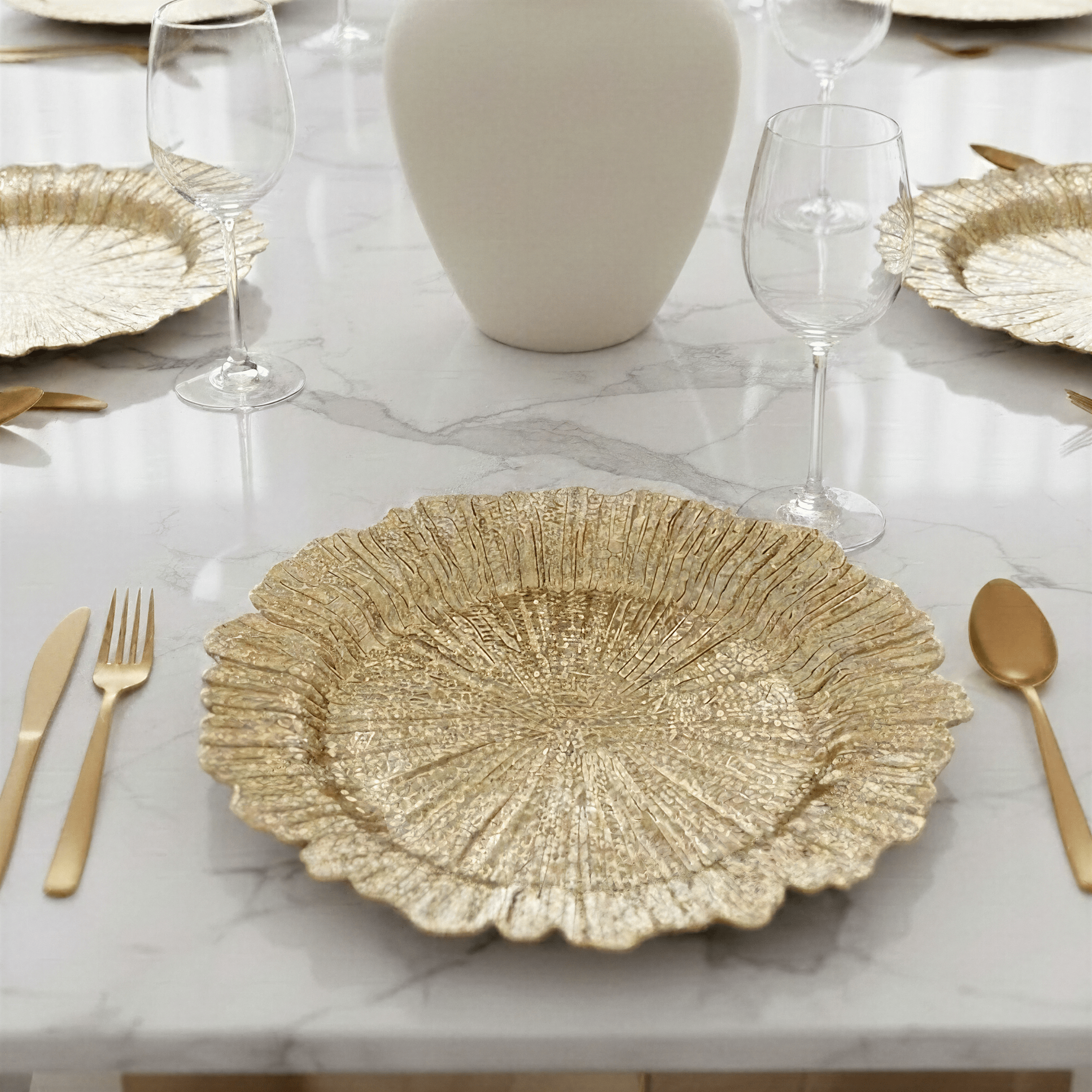 Maisie Gold Coral Charger Plate Accessories
