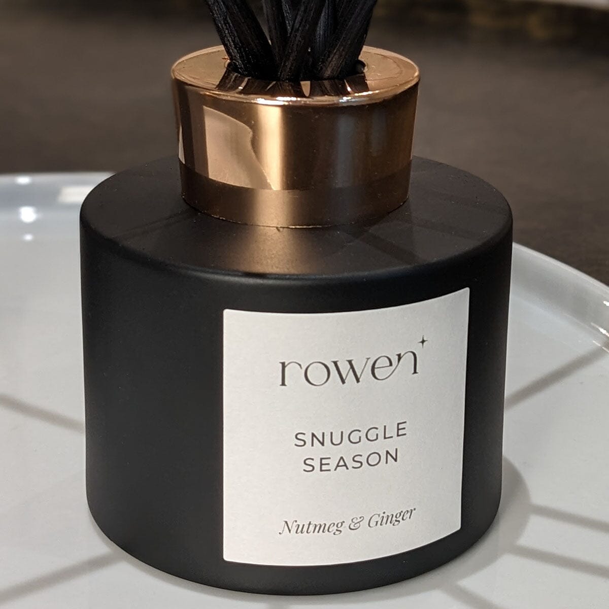Snuggle Season Black & Rose Gold Scented Reef Diffuser - Nutmeg & Ginger Fragrance