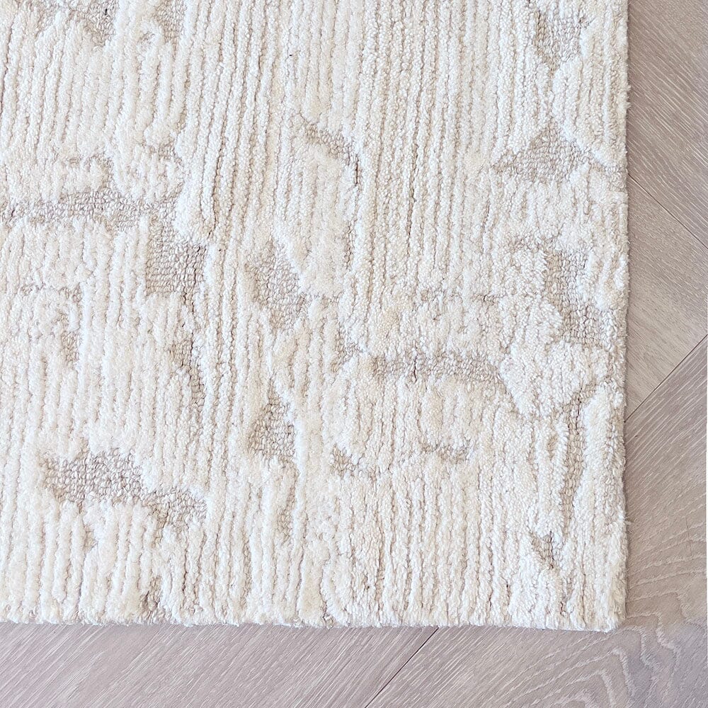 Braelyn Ivory & Taupe Abstract Rug