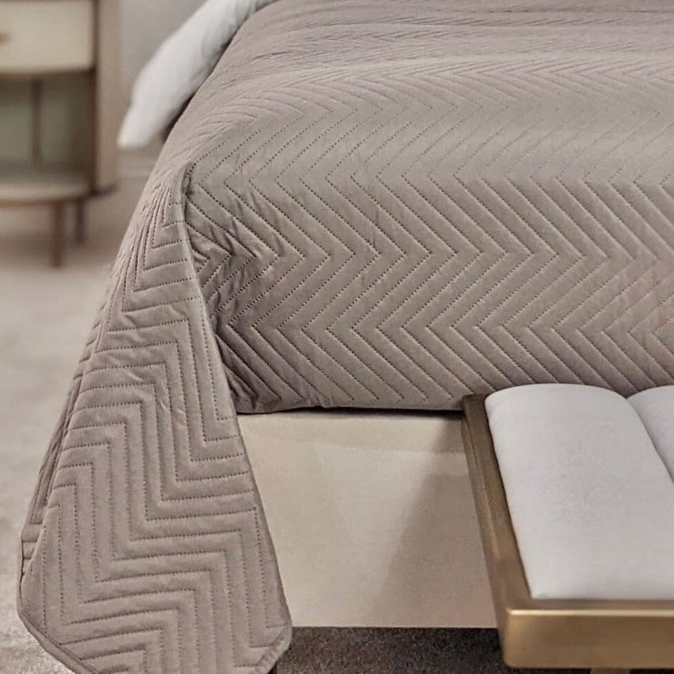 Hugo Oatmeal Quilted Bedspread