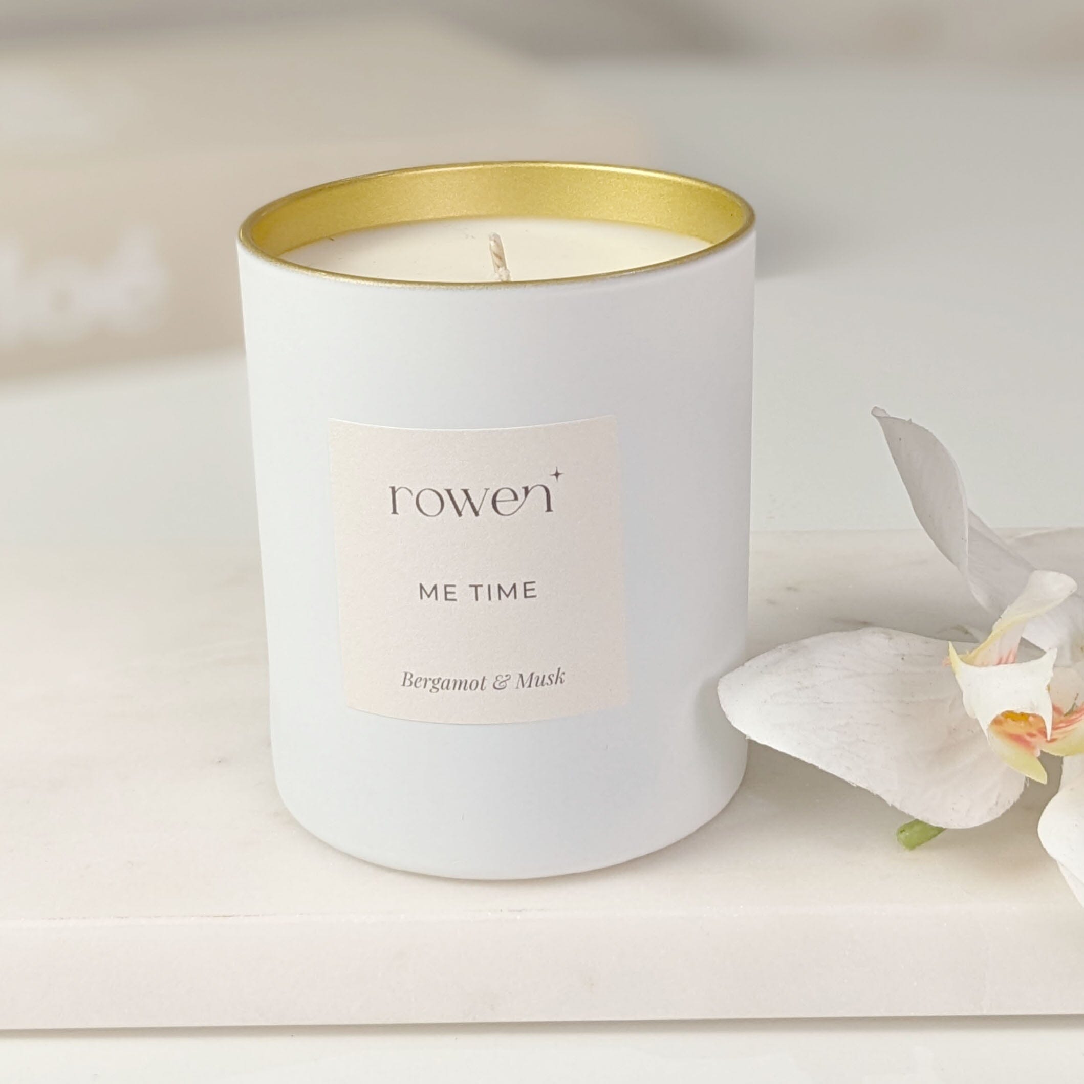 Me Time White & Gold Scented Candle - Bergamot & Musk Fragrance