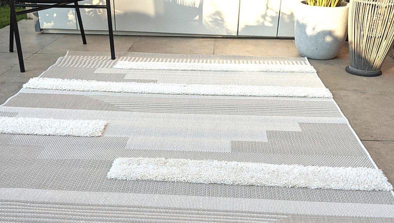 Outdoor Rugs