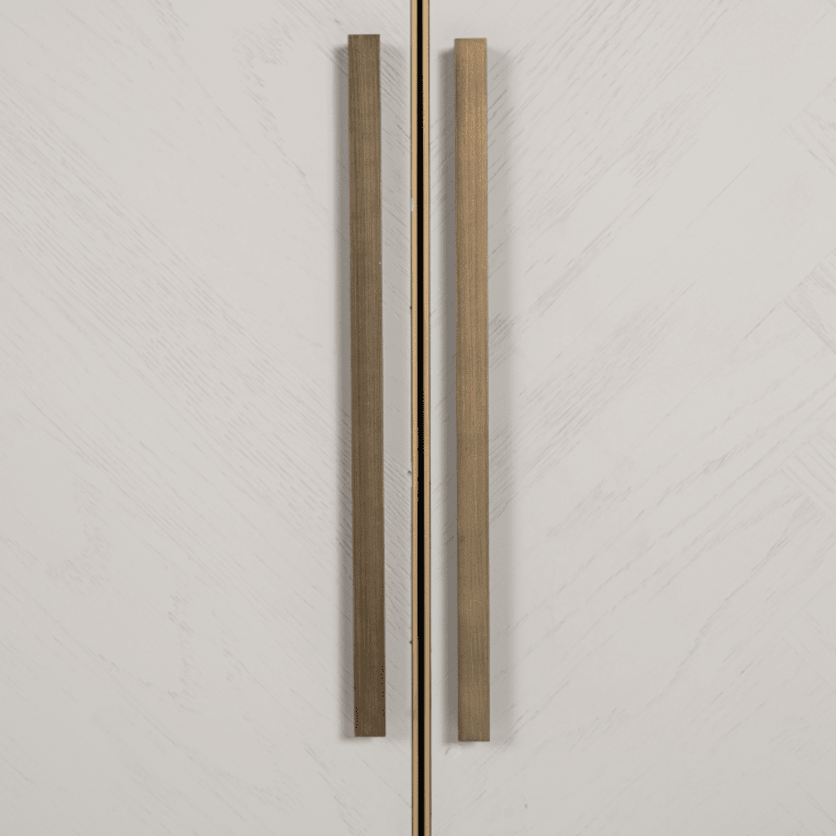 Helena Luxury Cream Oak Veneer 4 Door Sideboard with Brass Detailing Furniture 