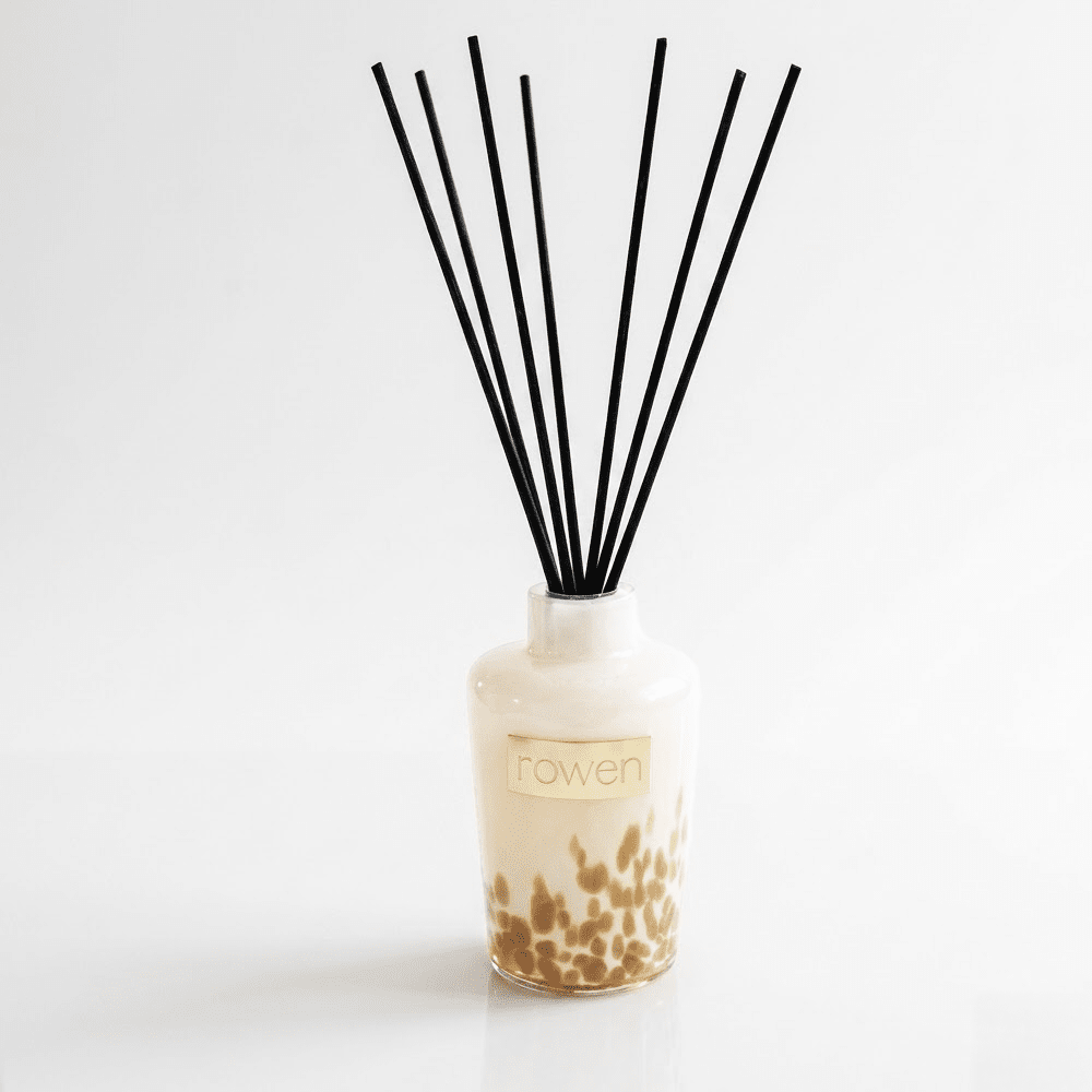 Large Hazelnut Cappuccino Scented White & Gold Statement Reed Diffuser - 500ml Fragrance 