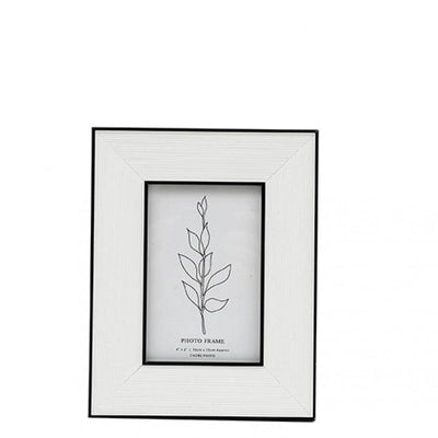 Lysa Black & White Monochrome Photo Frame- 4x6" Accessories 