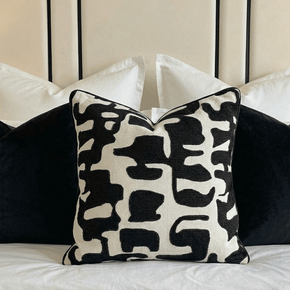Manu Monochrome Abstract Pattern Cushion Cover - 50x50cm Textiles 