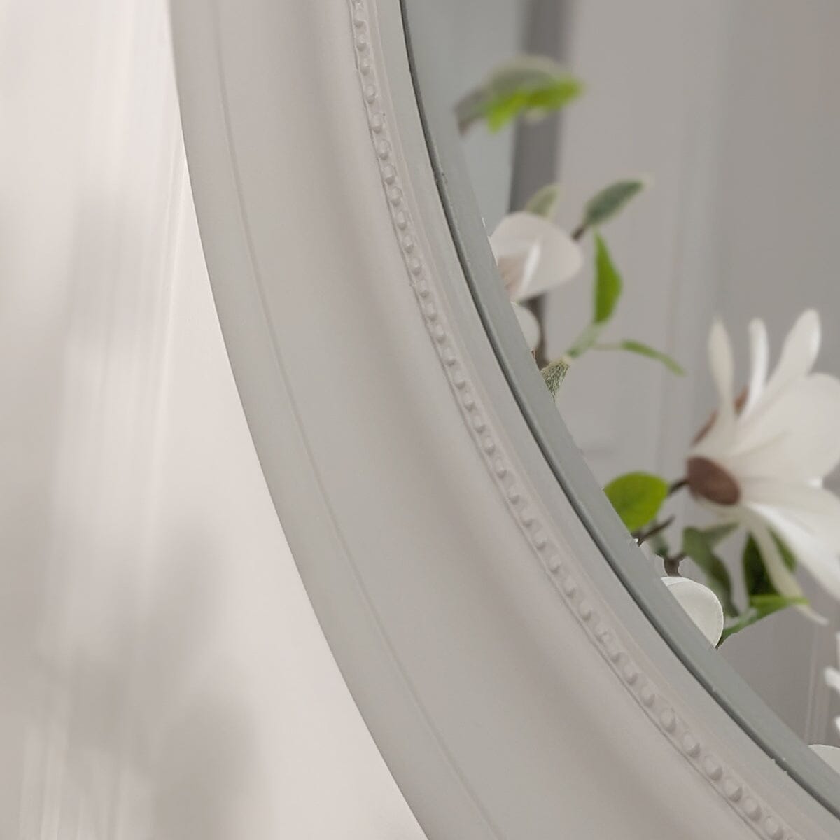 Newark White Round Wall Mirror Accessories 
