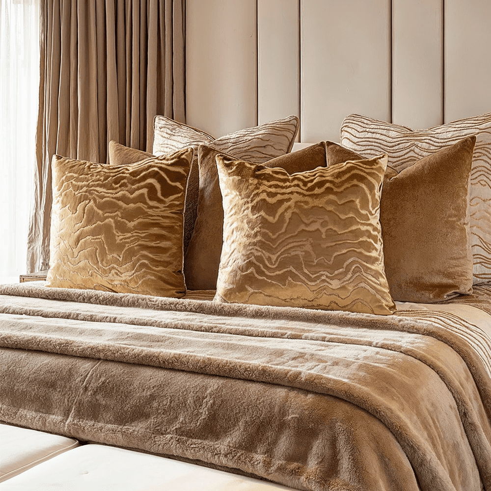 Polter Amber Velvet Pattern Cushion Cover - 50x50cm Textiles 
