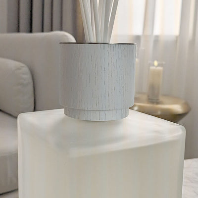 White Alang Alang XL Statement Reed Diffuser Accessories 