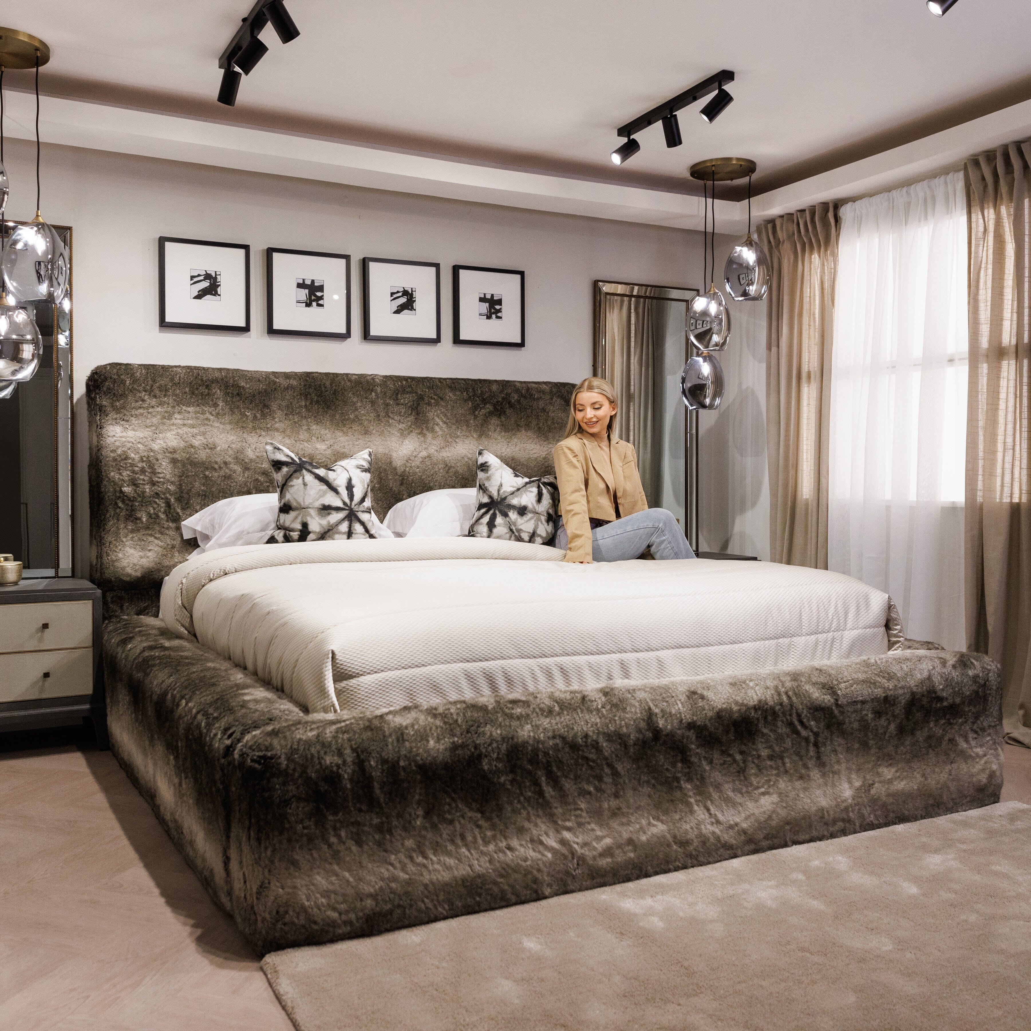Arctic Wolf Luxury Chunky Faux Fur Bed Made to Order Bed 