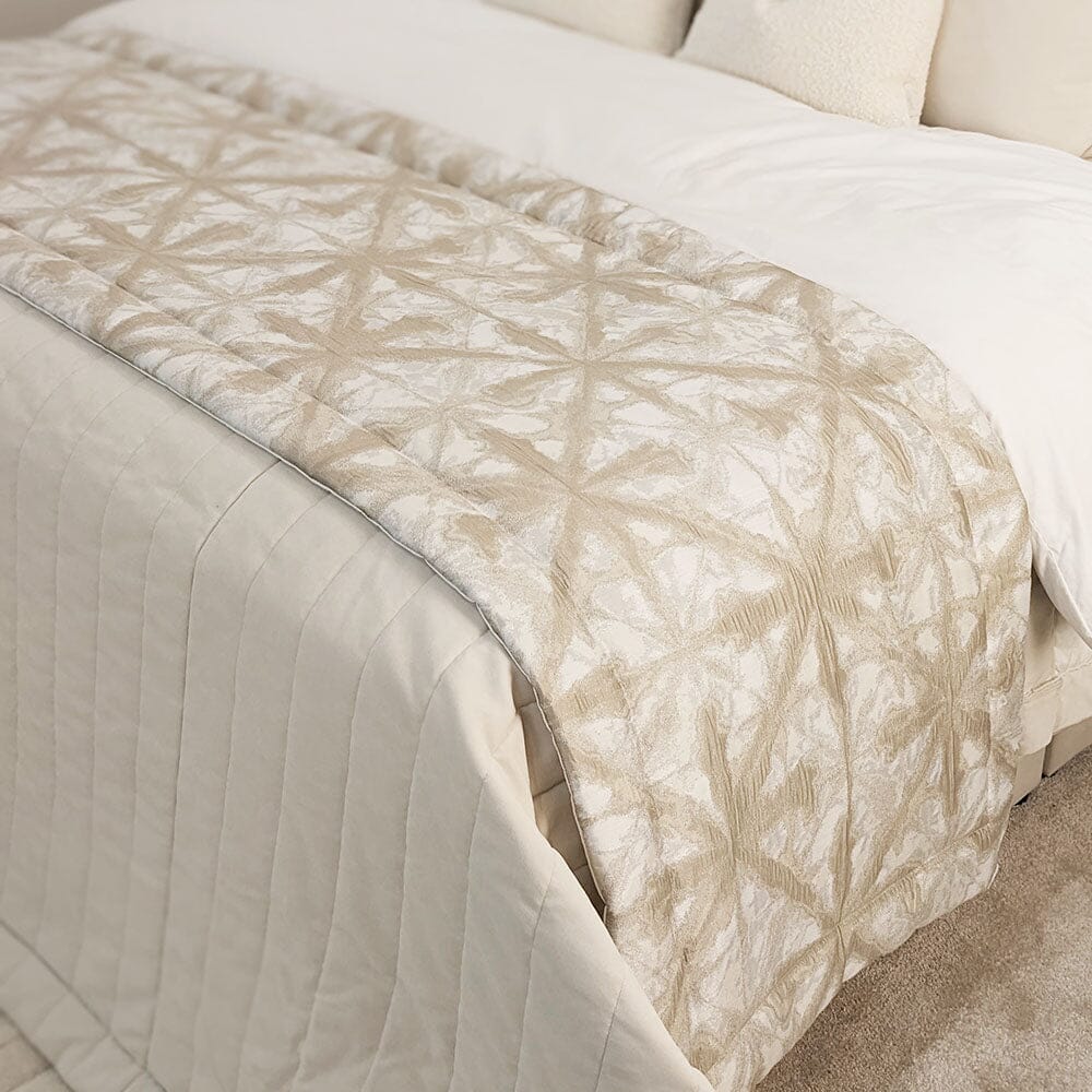 Arizona Cream & Nude Print Bed Runner Bedding 