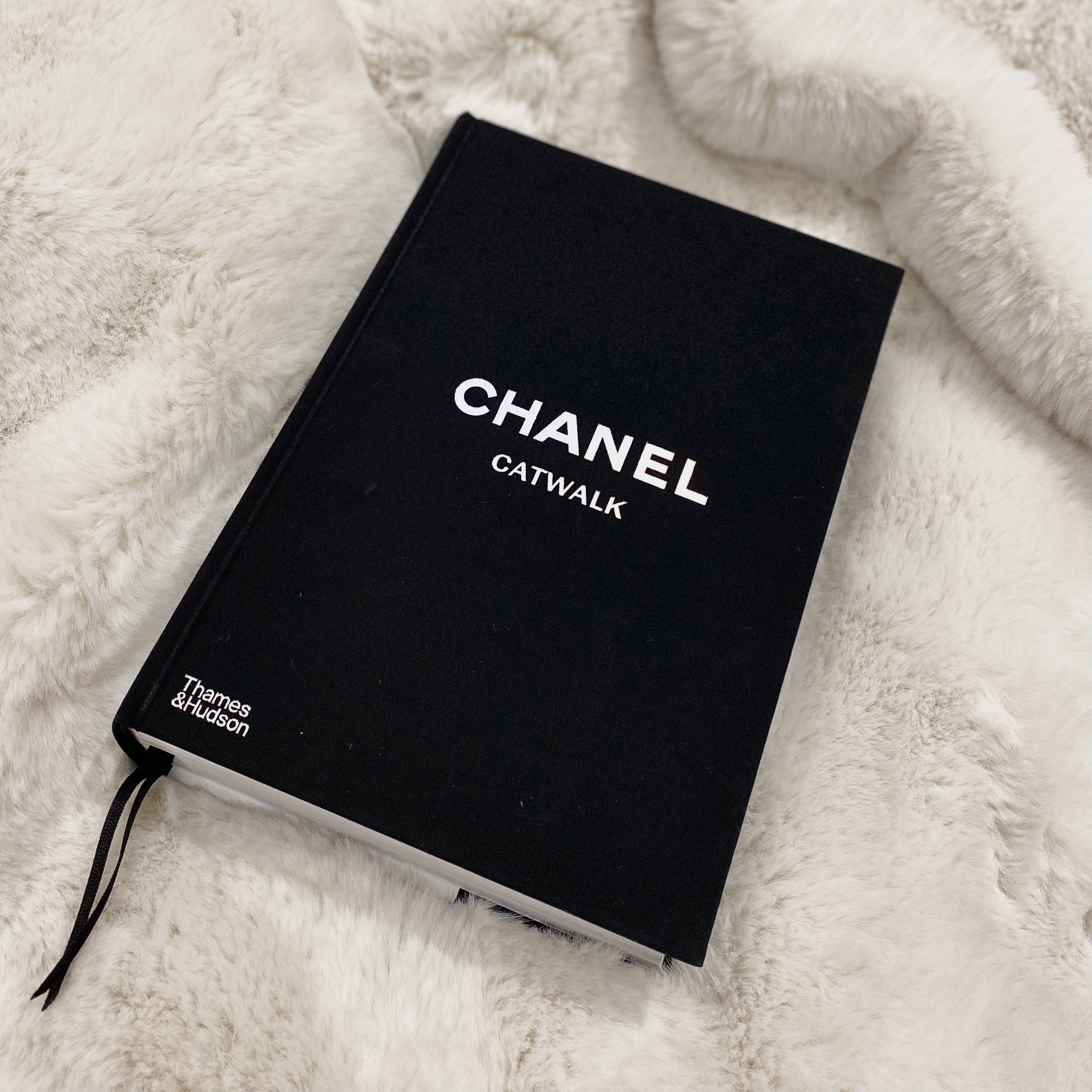 Chanel Catwalk Book Books 