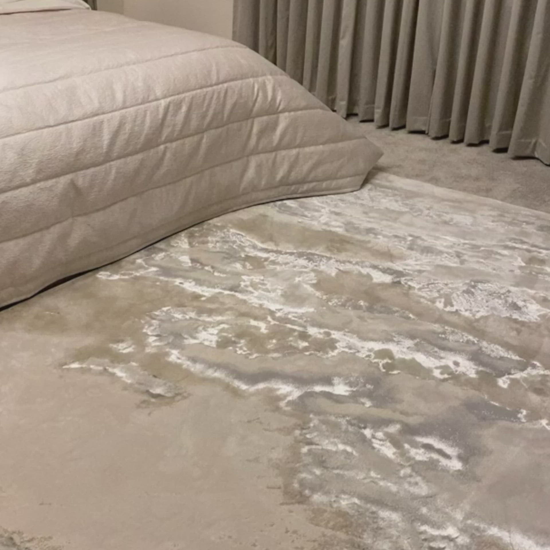 Maia Grey, Cream & Silver Marble Rug