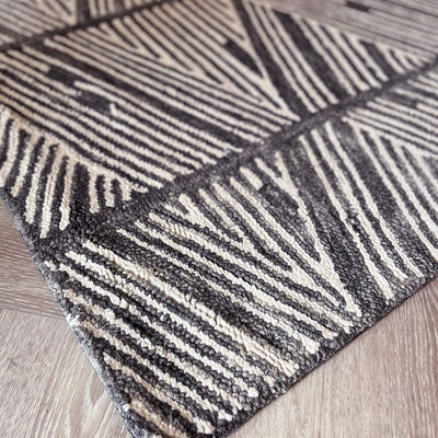 Enaya Grey & Cream Geometric Rug Textiles 