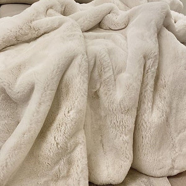 Lili Extra Thick Faux Fur Cream Throw Throw 