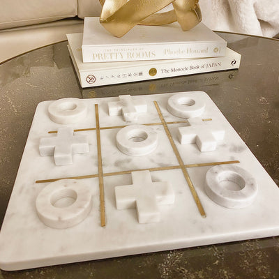 White Marble & Gold Noughts & Crosses Set Accessories 